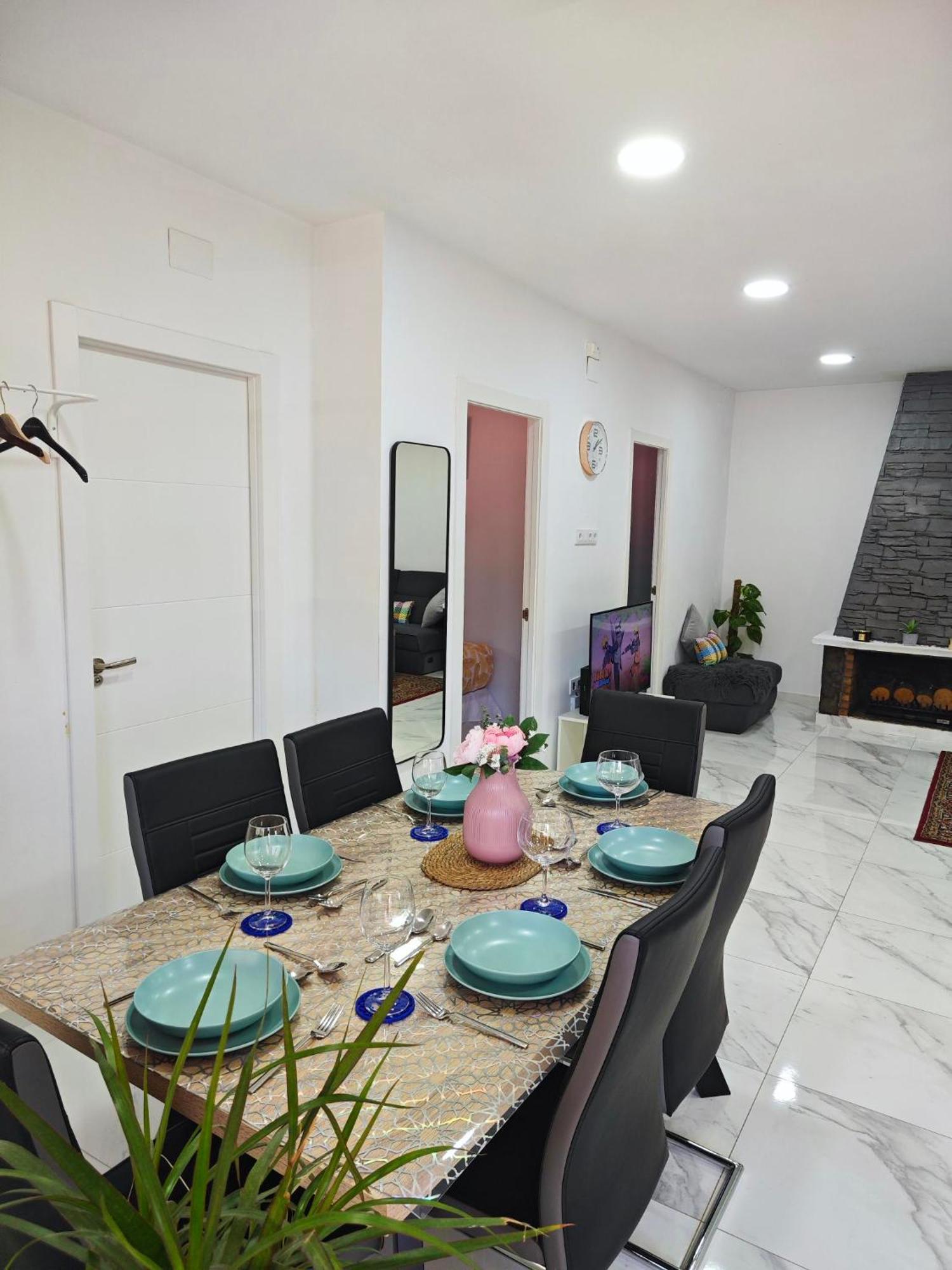 הוילה סנט אסטב ססרובירס Relax House Barcelone מראה חיצוני תמונה