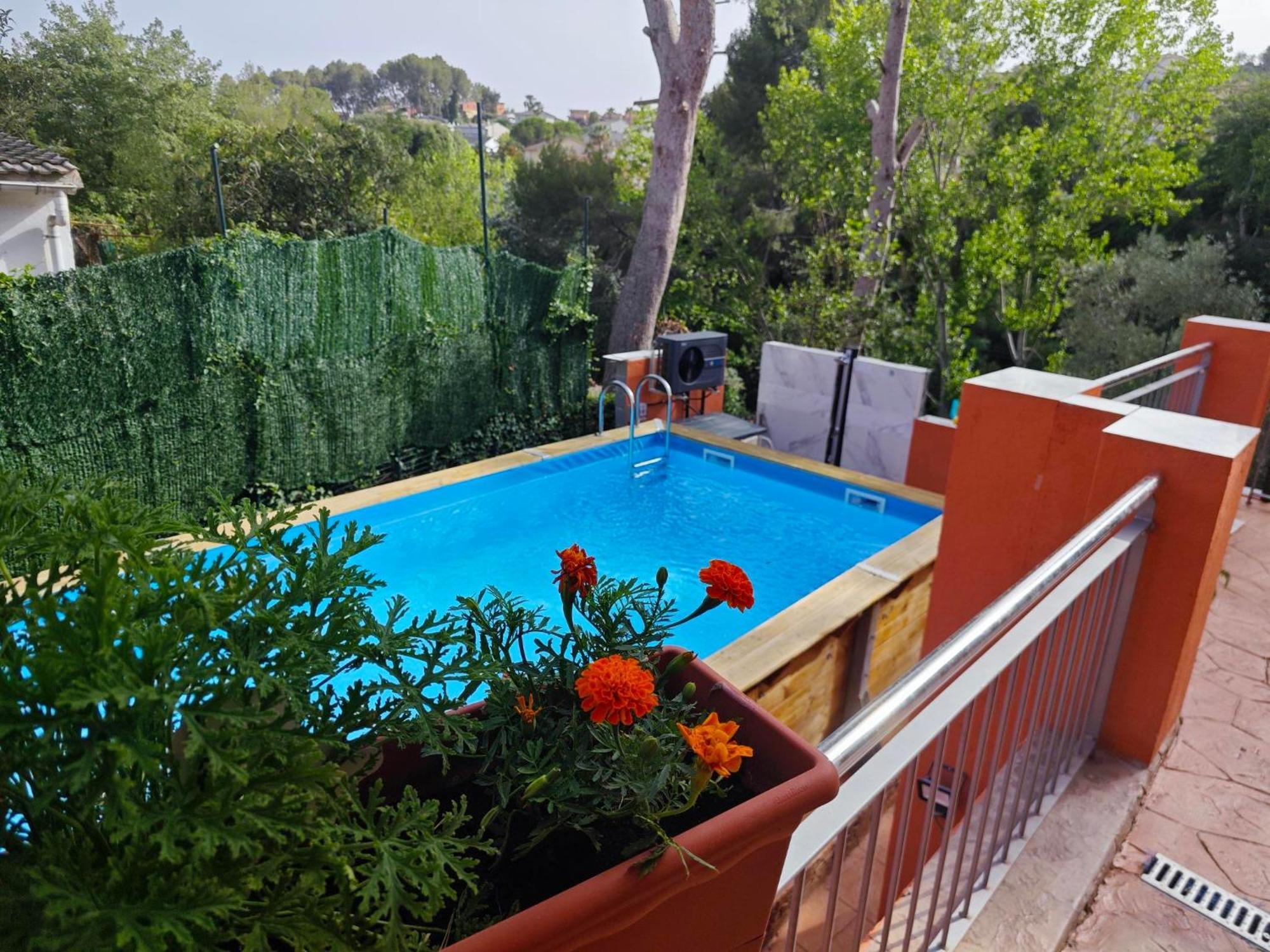 הוילה סנט אסטב ססרובירס Relax House Barcelone מראה חיצוני תמונה