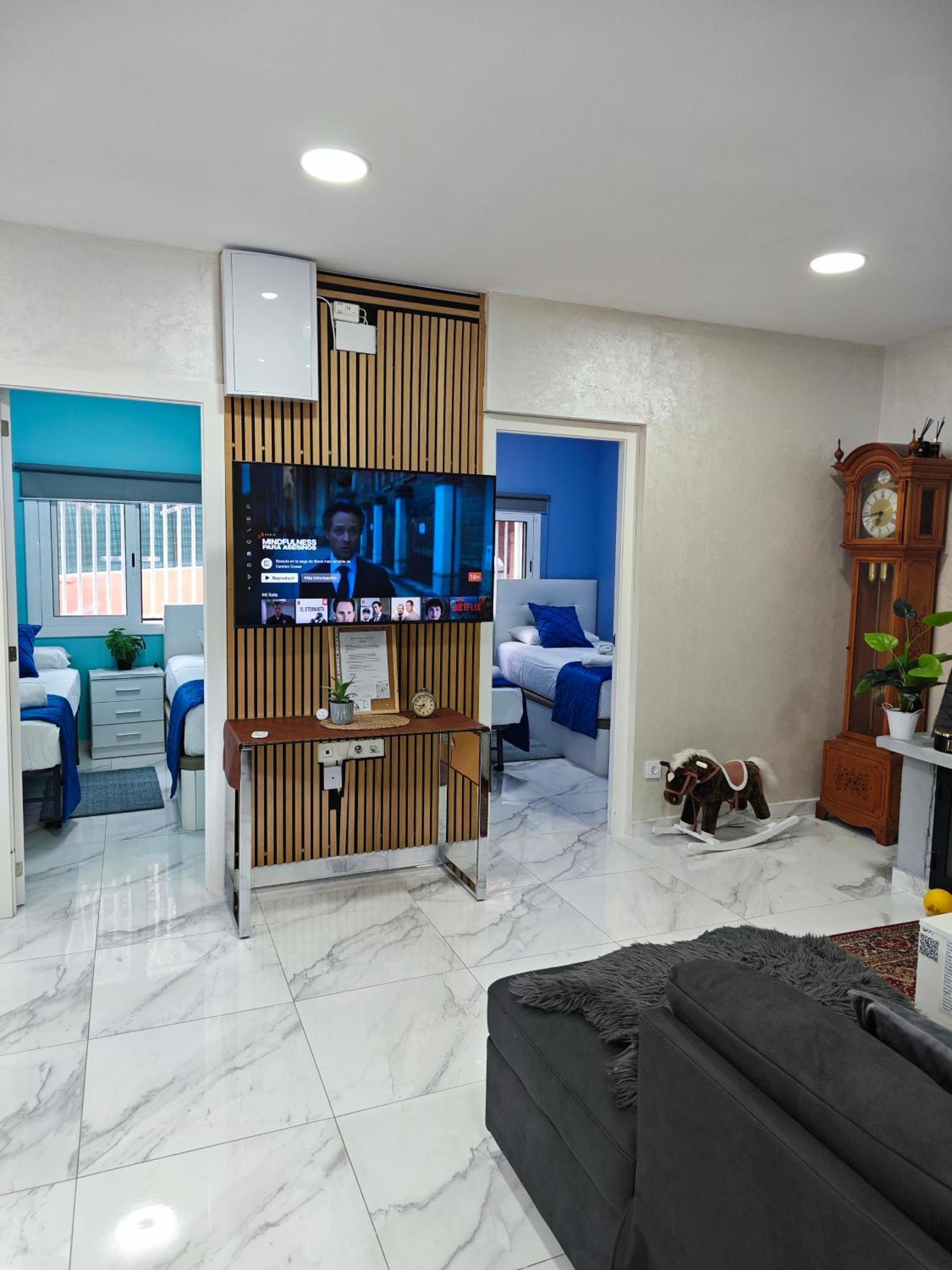 הוילה סנט אסטב ססרובירס Relax House Barcelone מראה חיצוני תמונה